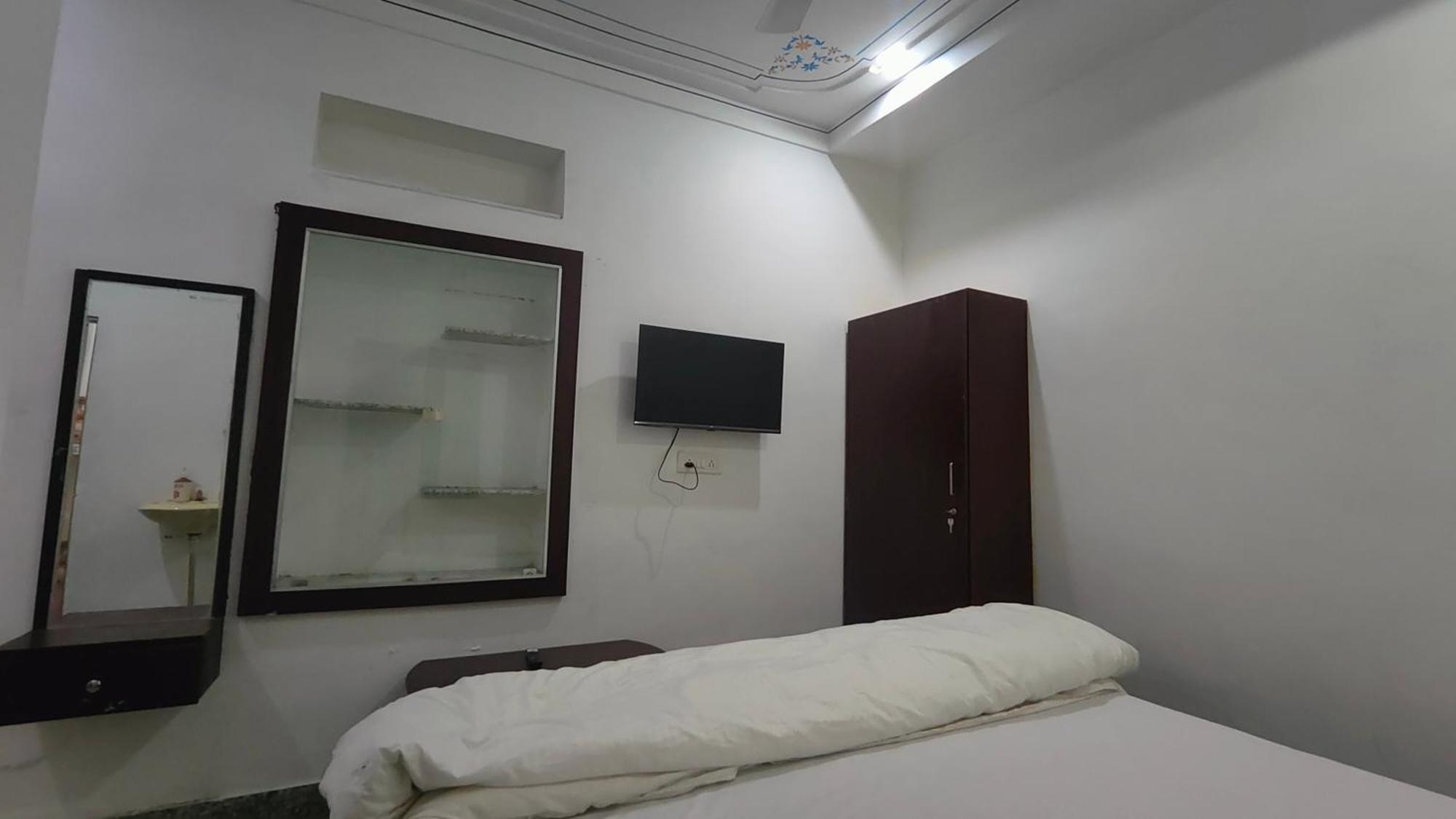 Shri Daulat Villas Udaipur Bagian luar foto