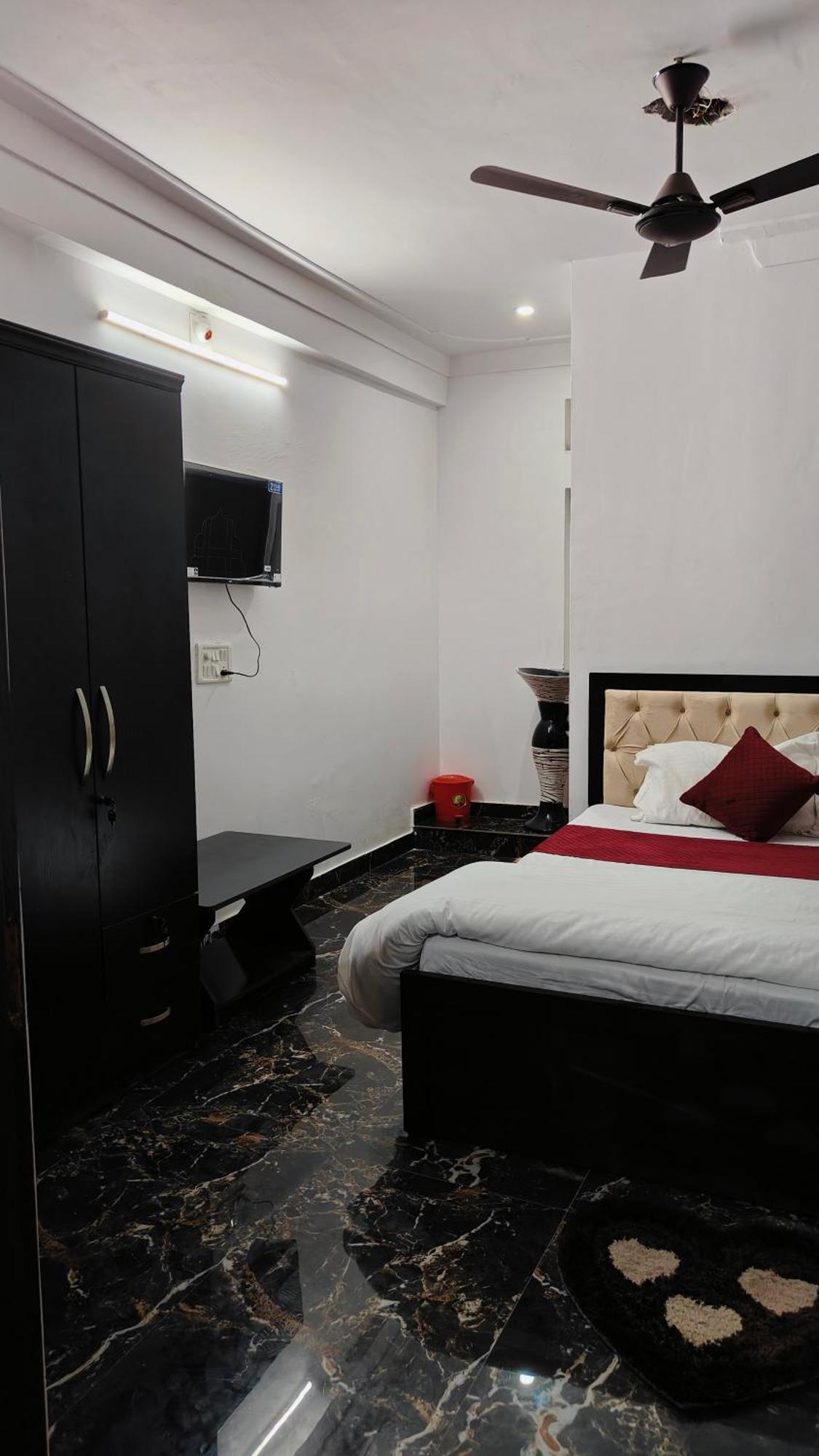 Shri Daulat Villas Udaipur Bagian luar foto